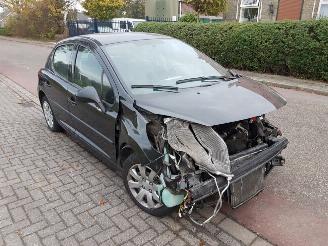 Uttjänta bilar auto Peugeot 207  2007/1