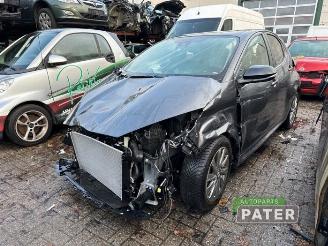 Salvage car Mazda 2 2 Hybrid, Hatchback, 2022 1.5 12V 2023/8