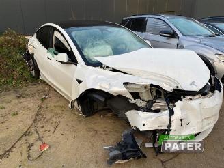 Tesla Model 3 Model 3, Sedan, 2017 Standard RWD Plus, Long Range RWD picture 2