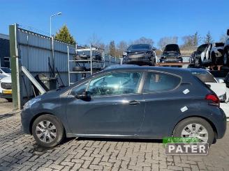 Peugeot 208 208 I (CA/CC/CK/CL), Hatchback, 2012 / 2019 1.0 Vti 12V PureTech picture 8