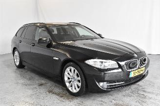 Voiture accidenté BMW 5-serie 520 Executive 2012/2