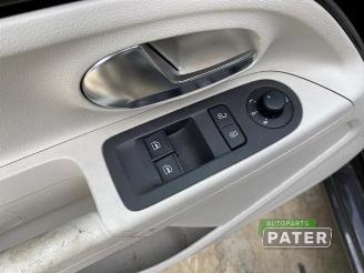 Volkswagen Up! Up! (121), Hatchback, 2011 1.0 12V 75 picture 8