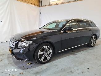 Unfallwagen Mercedes E-klasse 400D 4-Matic Advantage 2018/12
