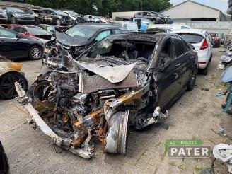 Coche siniestrado Mercedes C-klasse C (W205), Sedan, 2013 / 2021 C-200 2.0 CGI 16V 2014/7