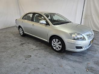 Coche accidentado Toyota Avensis 1.6 VVTi Terra 2006/10