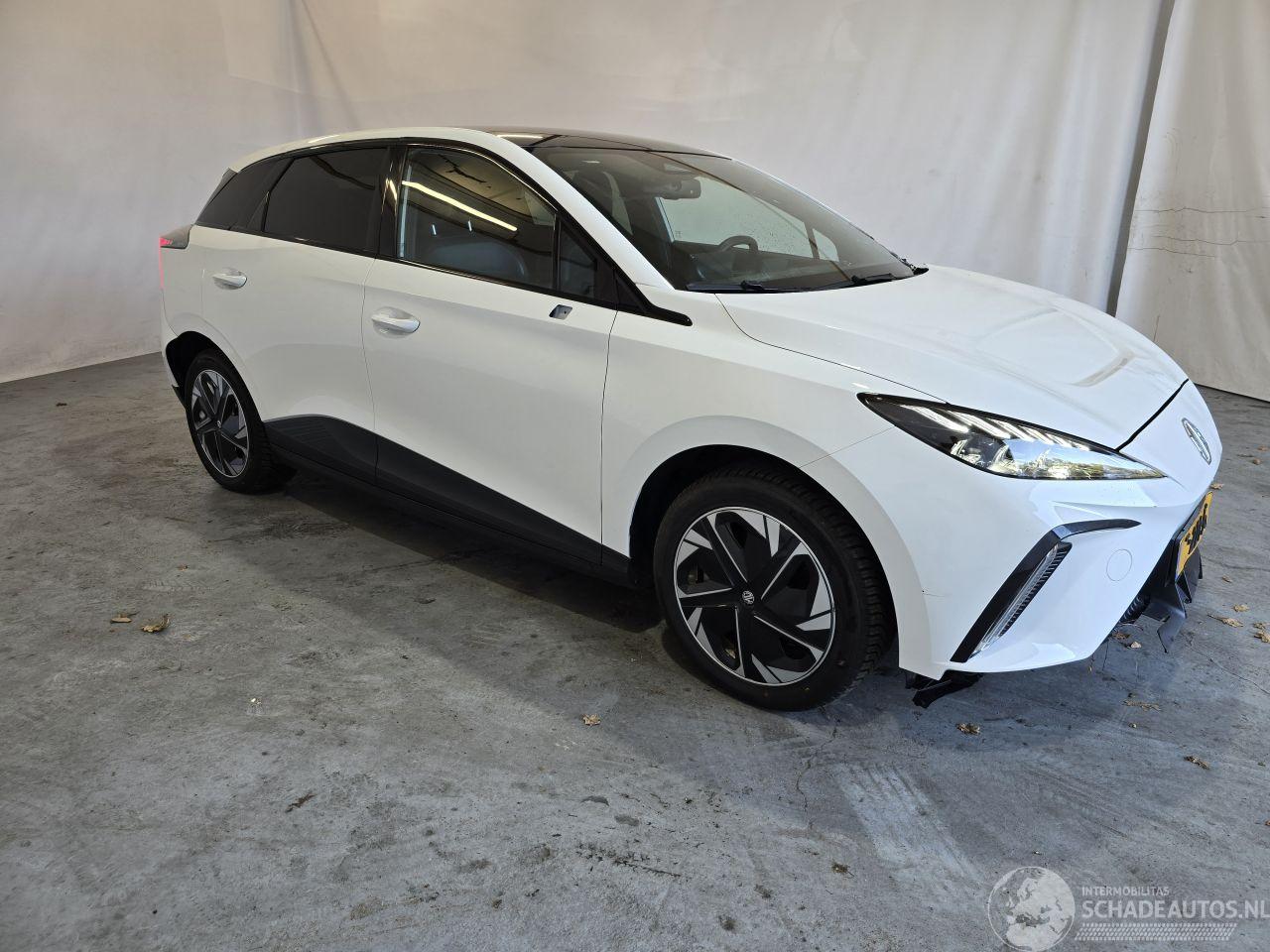 MG 4 MG4 Electric Luxury 64 kWh