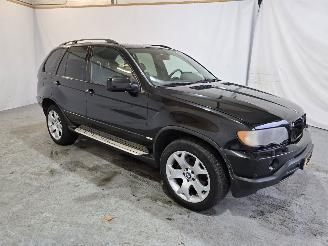 Schadeauto BMW X5 3.0i Executive 2001/1
