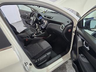 Nissan Qashqai 1.2 Connect Edition picture 13
