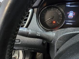 Nissan Qashqai 1.2 Connect Edition picture 22