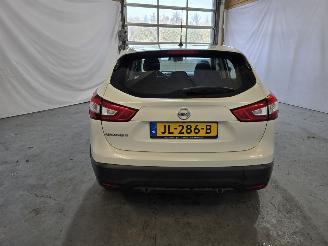 Nissan Qashqai 1.2 Connect Edition picture 6