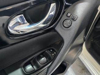 Nissan Qashqai 1.2 Connect Edition picture 20