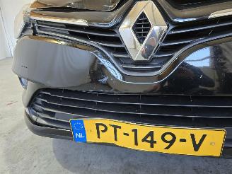 Renault Clio Estate 0.9 TCe Limited picture 12