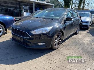 rozbiórka samochody osobowe Ford Focus Focus 3, Hatchback, 2010 / 2020 1.0 Ti-VCT EcoBoost 12V 100 2017/11