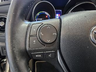 Toyota Auris 1.8 Hybrid Dynamic Ultimate picture 29