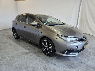 damaged passenger cars Toyota Auris 1.8 Hybrid Dynamic Ultimate 2018/11