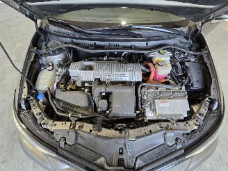 Toyota Auris 1.8 Hybrid Dynamic Ultimate picture 17