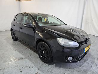 krockskadad bil auto Volkswagen Golf 1.2 TSI Highline BlueMotion 2012/1