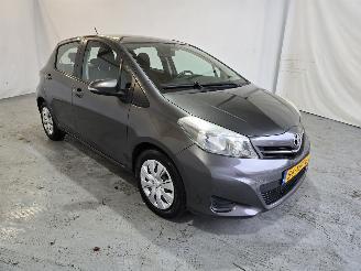 skadebil auto Toyota Yaris 1.3 VVT-i Aspiration 2012/6