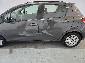 Toyota Yaris 1.3 VVT-i Aspiration picture 10