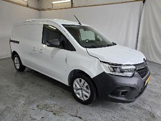 krockskadad bil bedrijf Renault Kangoo 1.5 Blue dCiadvance VAN 2024/8