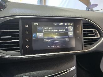Peugeot 308 1.2 PureTech Style picture 33