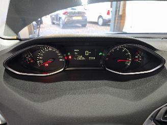 Peugeot 308 1.2 PureTech Style picture 32