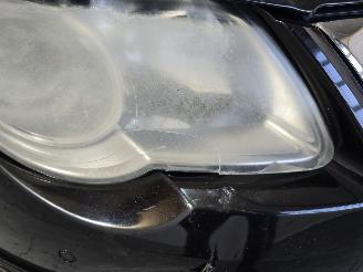 Volkswagen Passat 2.0 FSI Highline Business picture 11