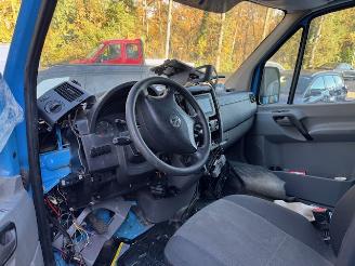 Volkswagen Crafter 2.0 TDI picture 2