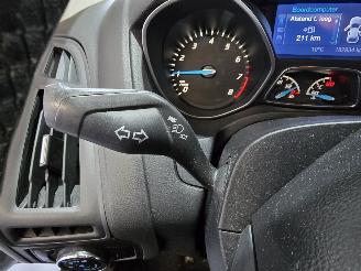 Ford Focus 1.0 EcoBoost Trend picture 22