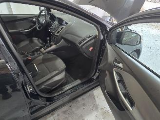Ford Focus 1.0 EcoBoost Trend picture 12