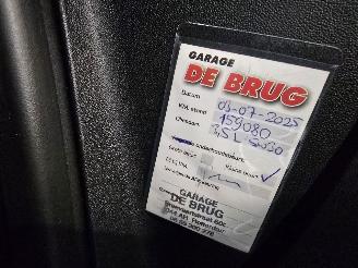 Peugeot 208 1.2 VTi Allure picture 20