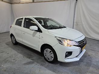 krockskadad bil auto Mitsubishi Space-star 1.0 Cool+ 2020/11