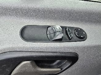 Volkswagen Crafter 32 2.0 TDI L2H2 DC picture 26