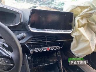 Peugeot 2008 2008 (UD/UK/UR/US/UX), MPV, 2019 1.2 VTi 12V PureTech 130 picture 11