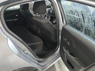 Peugeot e-208 EV Active 50 kWh picture 17