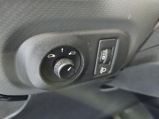 Citroën C4 cactus 1.2 PureTech Shine picture 27