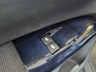 Citroën C4 cactus 1.2 PureTech Shine picture 26