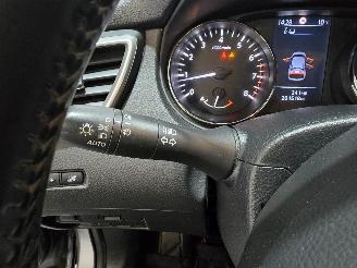 Nissan Qashqai 1.2 Connect Edition picture 21
