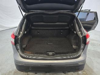 Nissan Qashqai 1.2 Connect Edition picture 13