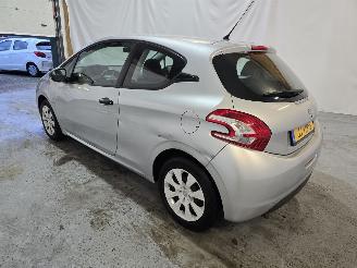 Peugeot 208 1.0 Pure Tech Like picture 5