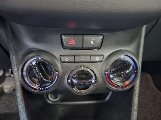 Peugeot 208 1.0 Pure Tech Like picture 25