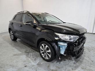 Schadeauto Kia Stonic 1.0 T-GDi MHEV Dyn+L 2021/5