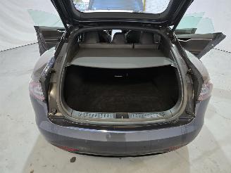 Tesla Model S 75D Base picture 19