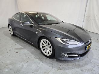 Vaurioauto  passenger cars Tesla Model S 75D Base 2018/2