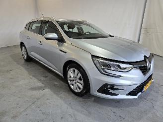 uszkodzony samochody osobowe Renault Mégane 1.3 TCe140 Equilibre 2023/6