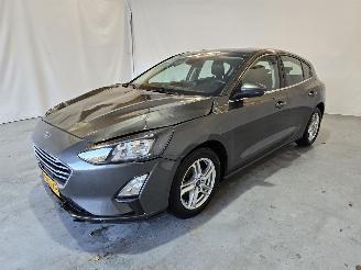 Ford Focus 1.0 EcoBoost Hybrid Trend Edition Business picture 3