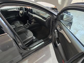 Ford Focus 1.0 EcoBoost Hybrid Trend Edition Business picture 18