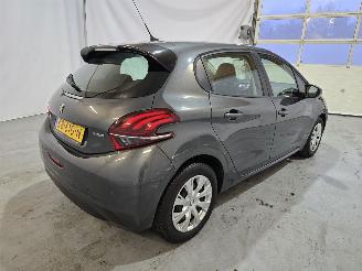 Peugeot 208 1.2 PureT. Blue Lion picture 7