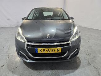 Peugeot 208 1.2 PureT. Blue Lion picture 2