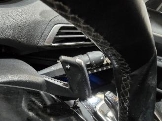 Peugeot 3008 1.2 PureTech Active picture 29